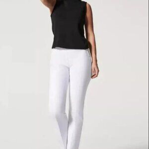 NWT Women Spanx 20373Q On-The-Go Kick Flare Pants Classic White - Small Petite